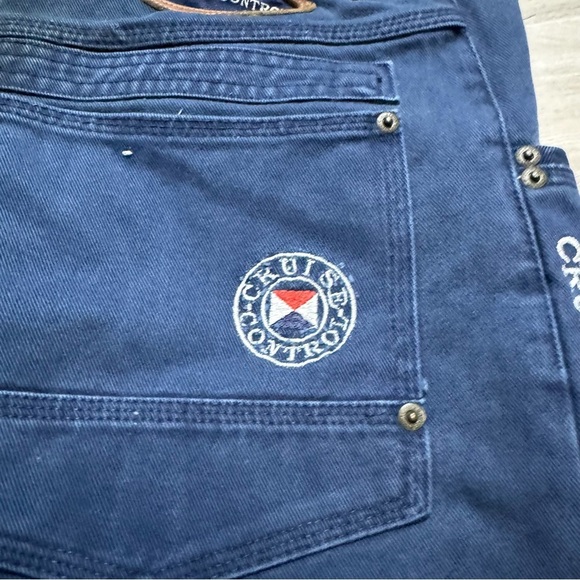 Cruise Control Jeans 32x34 Navy Blue Denim Pants Embroidered Logo Streetwear - Picture 11 of 13